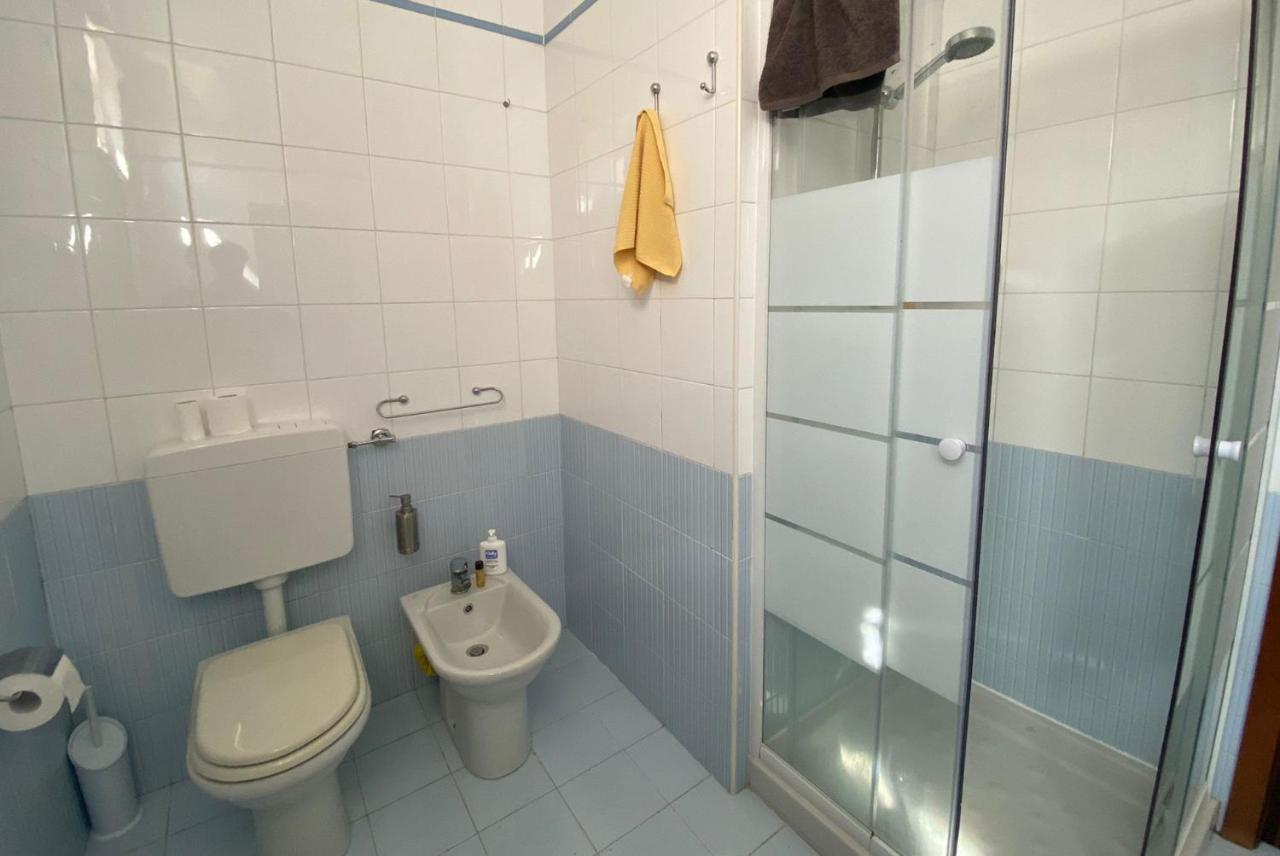 Apartment With Garden And Grill - Green Residence Sirmione 데센자노델가르다 외부 사진